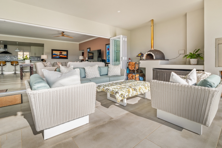 4 Bedroom Property for Sale in Knysna Heights Western Cape